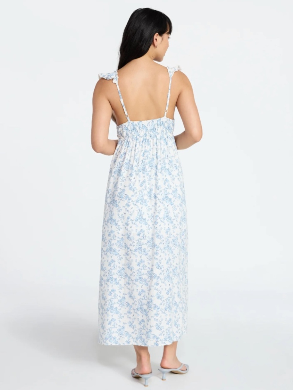 No Boundaries Women’s Winter White Floral Maxi Dress Size XL NWT - Picture 2 of 6